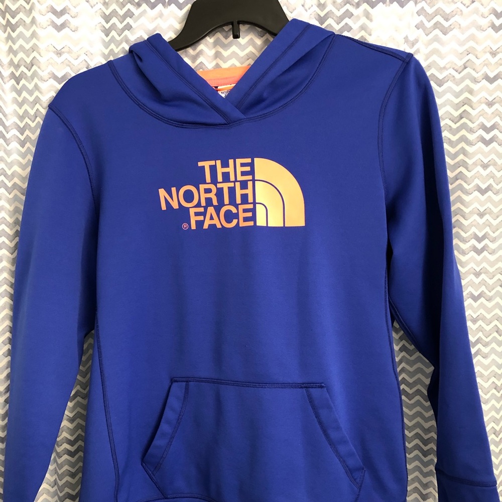The North Face women’s XXL sweatshirt